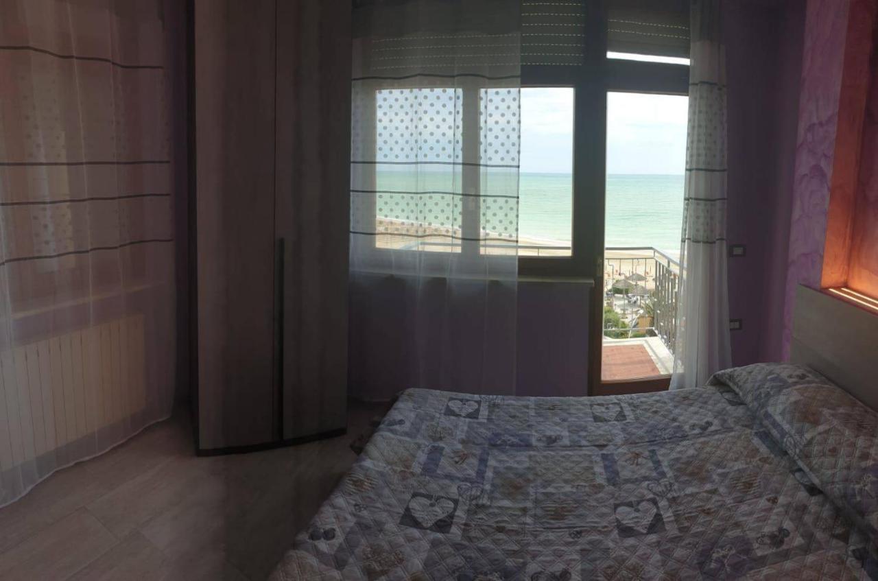 Sky Beach Civitanova Marche Exterior foto